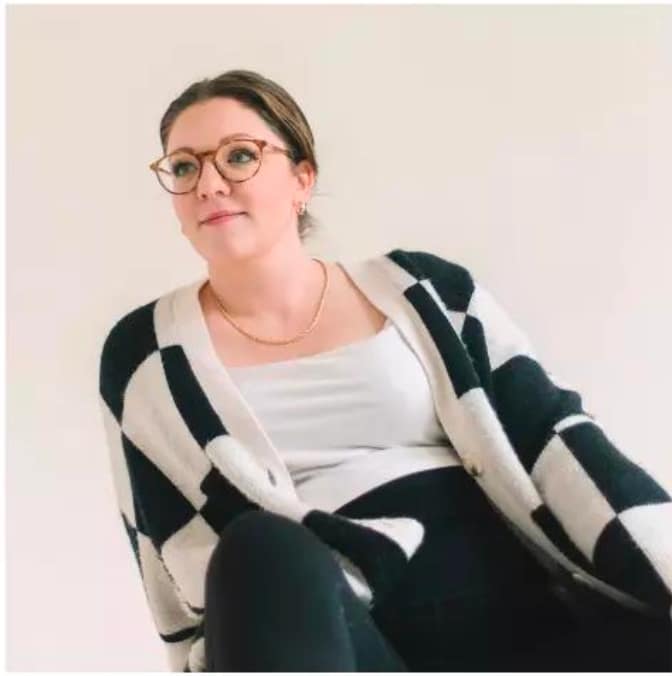 Stephanie Stephanie is a human design expert and a return tarot client of The Moxie Witch